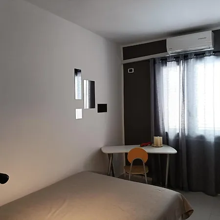 לינה וארוחת בוקר Donna Nina ג'ויה טאורו