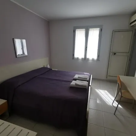 Alojamento de Acomodação e Pequeno-almoço Donna Nina