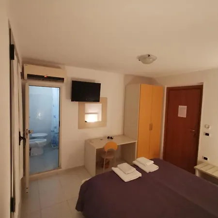 فندق مبيت وإفطار Donna Nina 3*