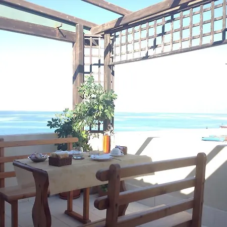 فندق مبيت وإفطار Donna Nina جويا تورو